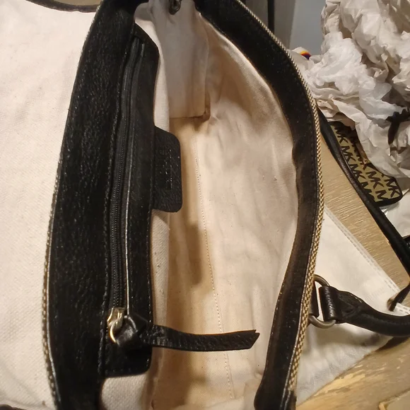 Michael Kors Black and Tan Women's Bag - Picture 9 of 11